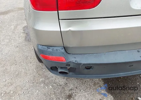 2009 BMW X5 xDrive30I z USA, uszkodzony, nr VIN 5UXFE43529L275776